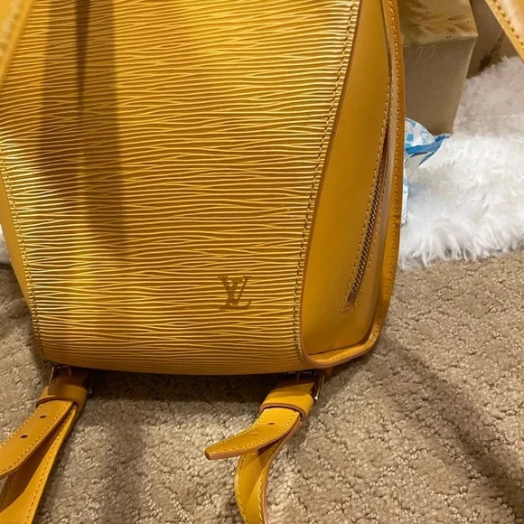 Louis Vuitton Yellow Épi Leather Backpack.VGUC 100% Authentic